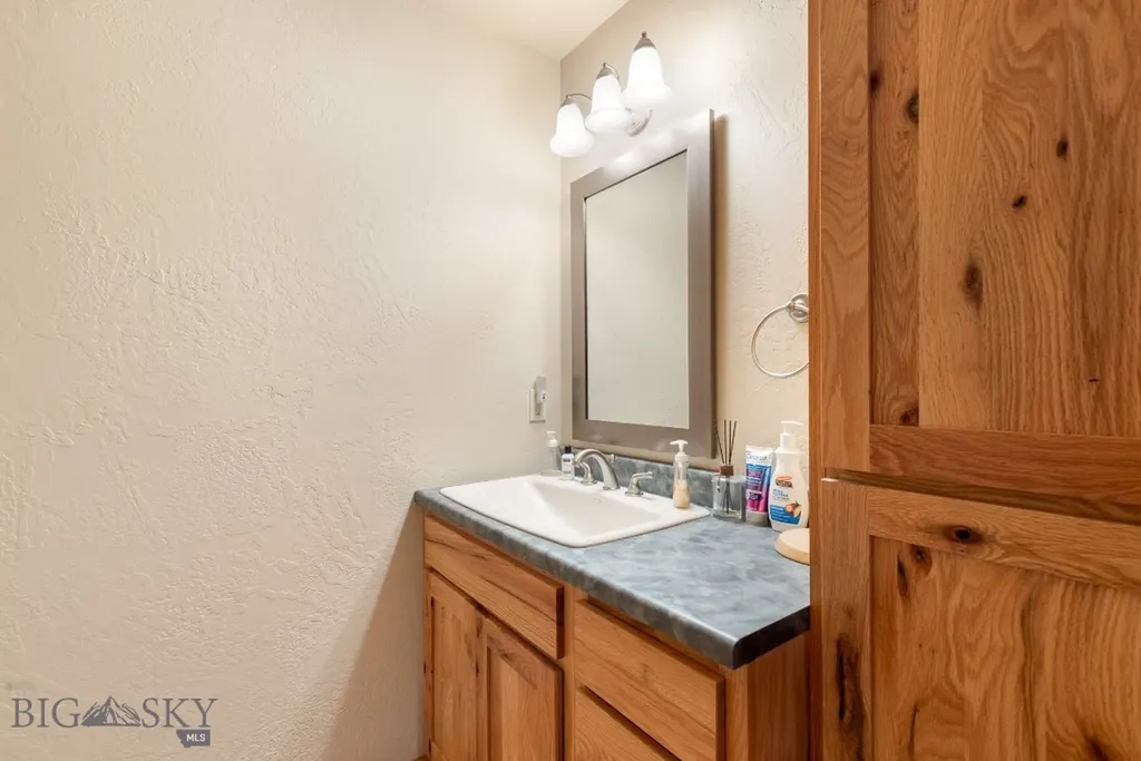 3108 Oliver Bozeman MT 59718