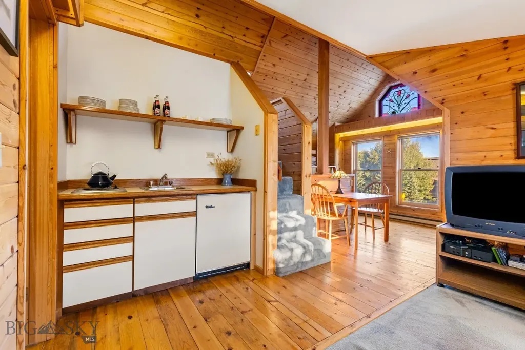 2555 Little Coyote Road Big Sky MT 59716