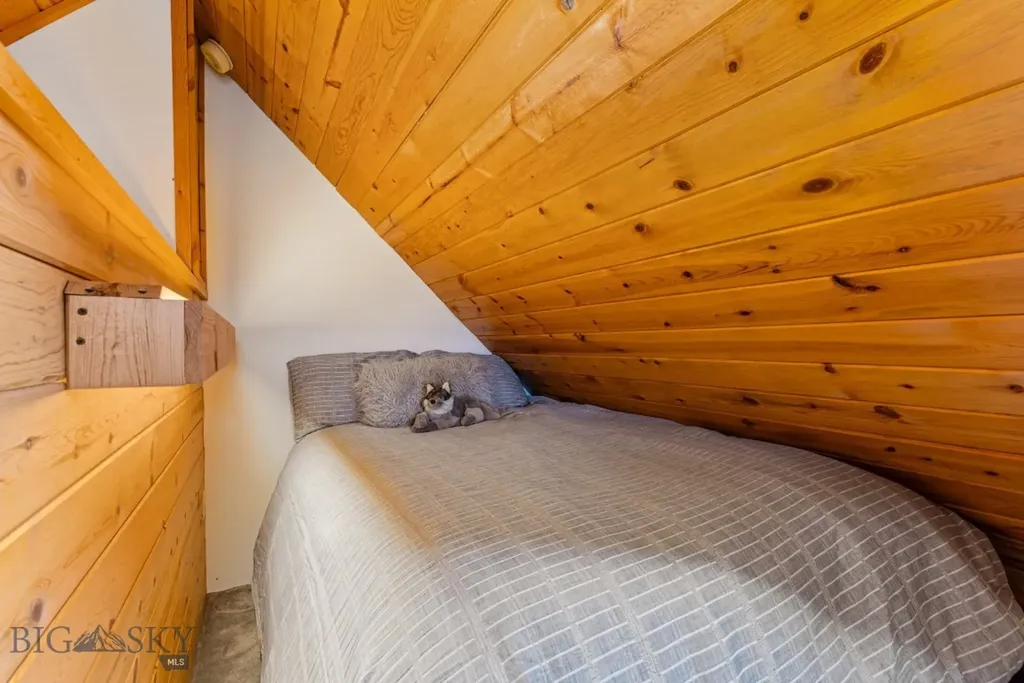 2555 Little Coyote Road Big Sky MT 59716