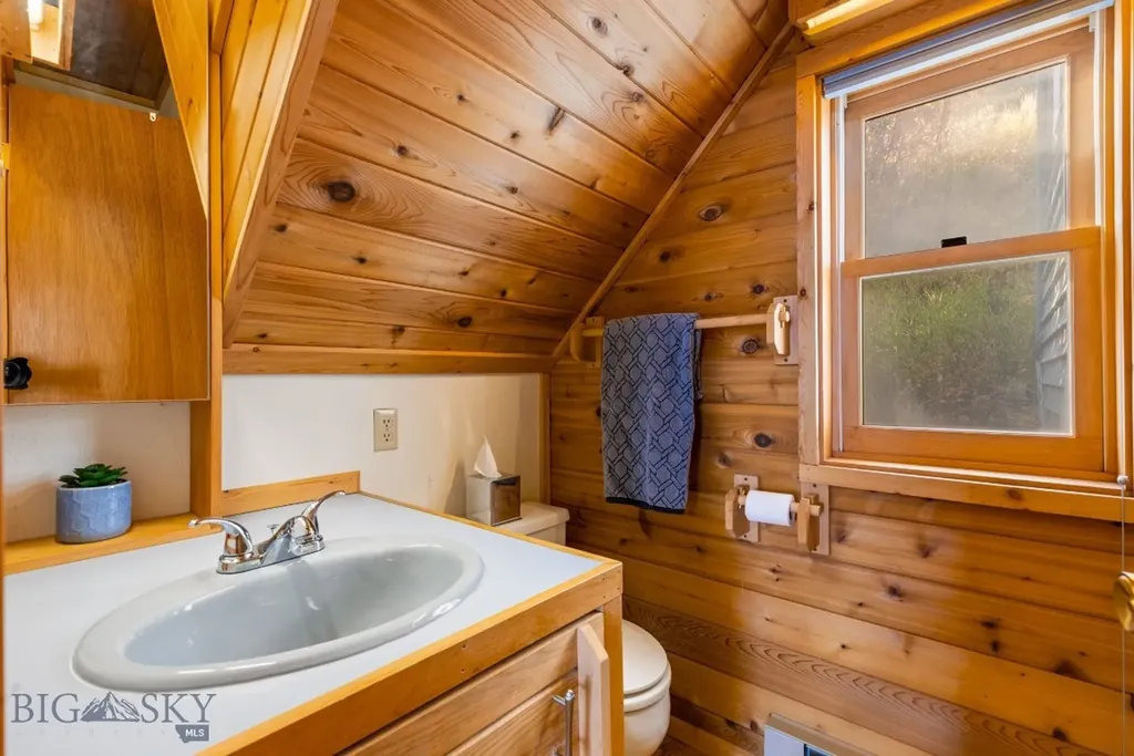 2555 Little Coyote Road Big Sky MT 59716
