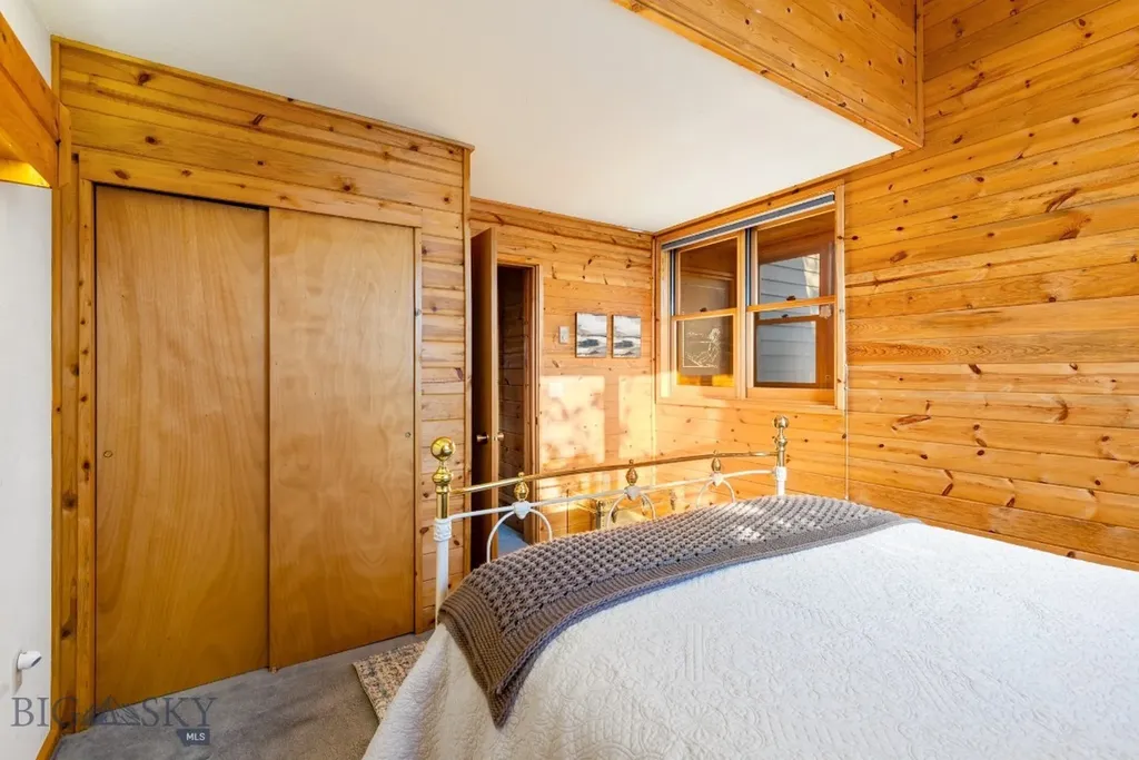 2555 Little Coyote Road Big Sky MT 59716