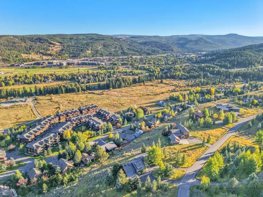 2555 Little Coyote Road Big Sky MT 59716