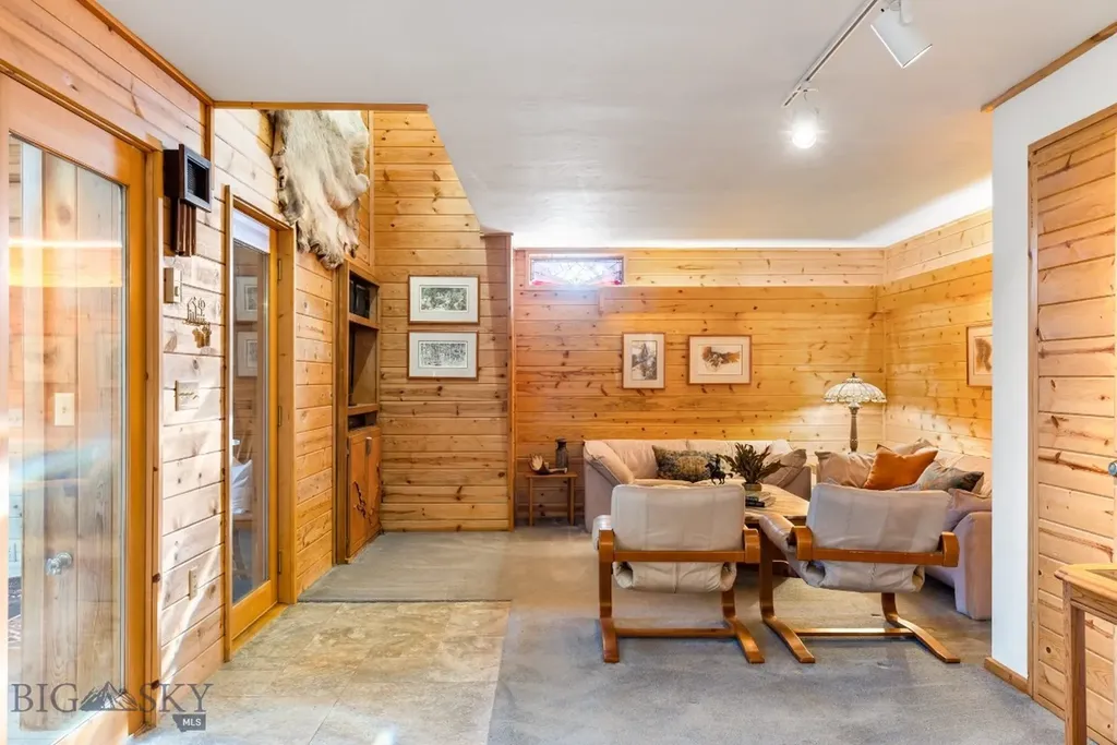 2555 Little Coyote Road Big Sky MT 59716
