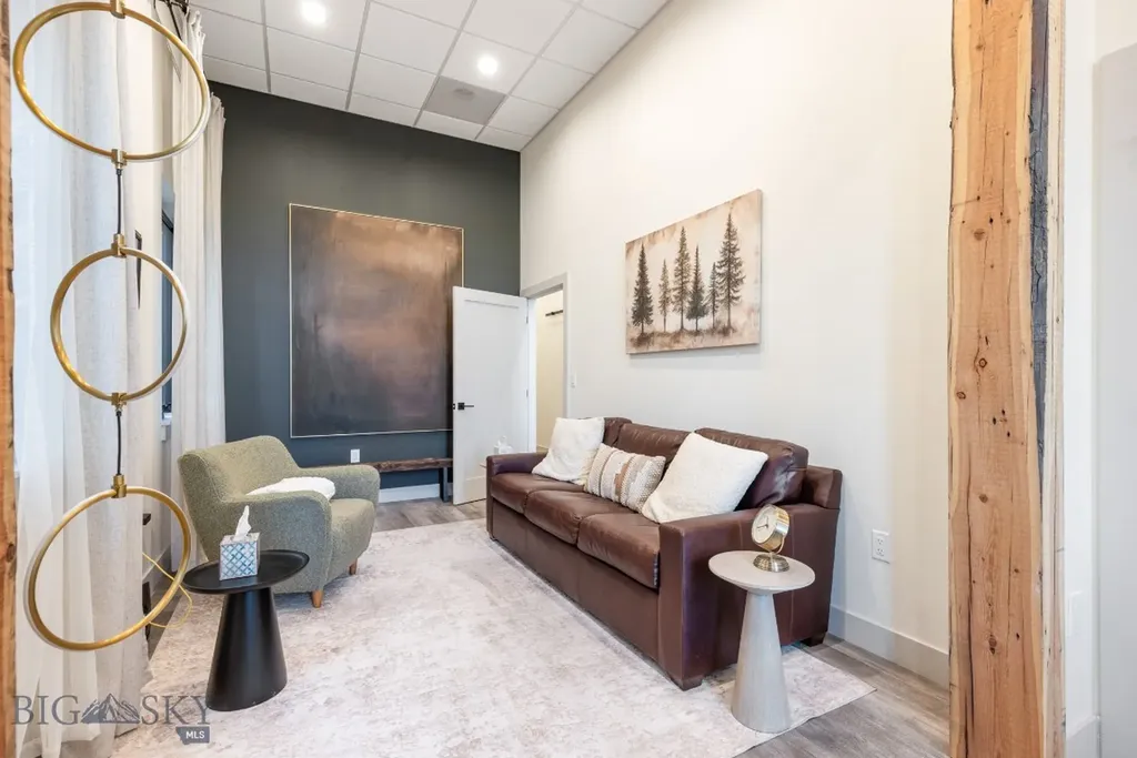 3722 Equestrian Bozeman MT 59718
