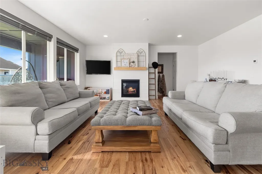 814 Butler Creek Avenue Belgrade MT 59714