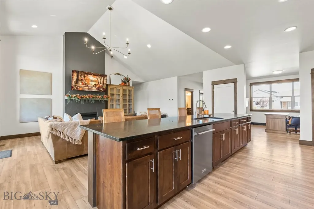 18 Oxbow Lane Manhattan MT 59741