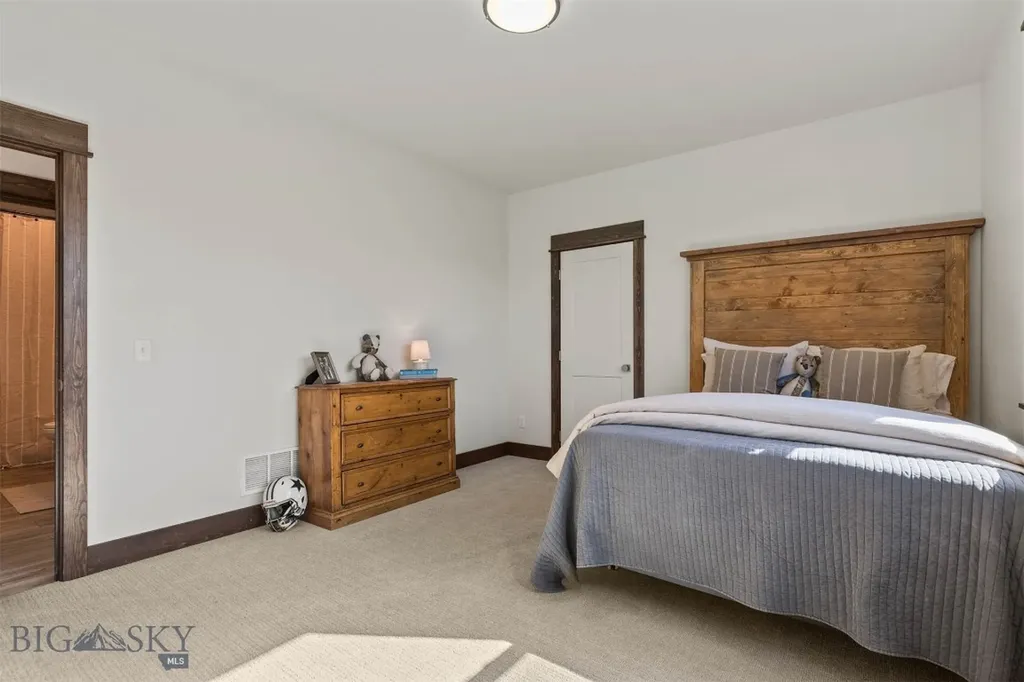 18 Oxbow Lane Manhattan MT 59741