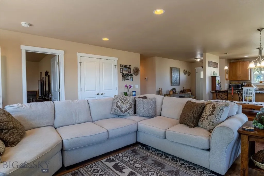 30 Nez Perce Trail Townsend MT 59644