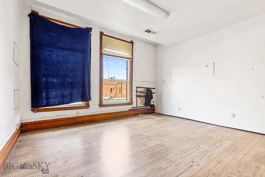 68 W Broadway Street W Butte MT 59701