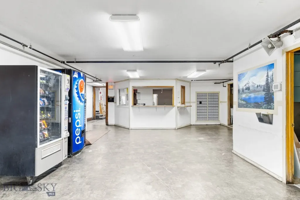 68 W Broadway Street W Butte MT 59701