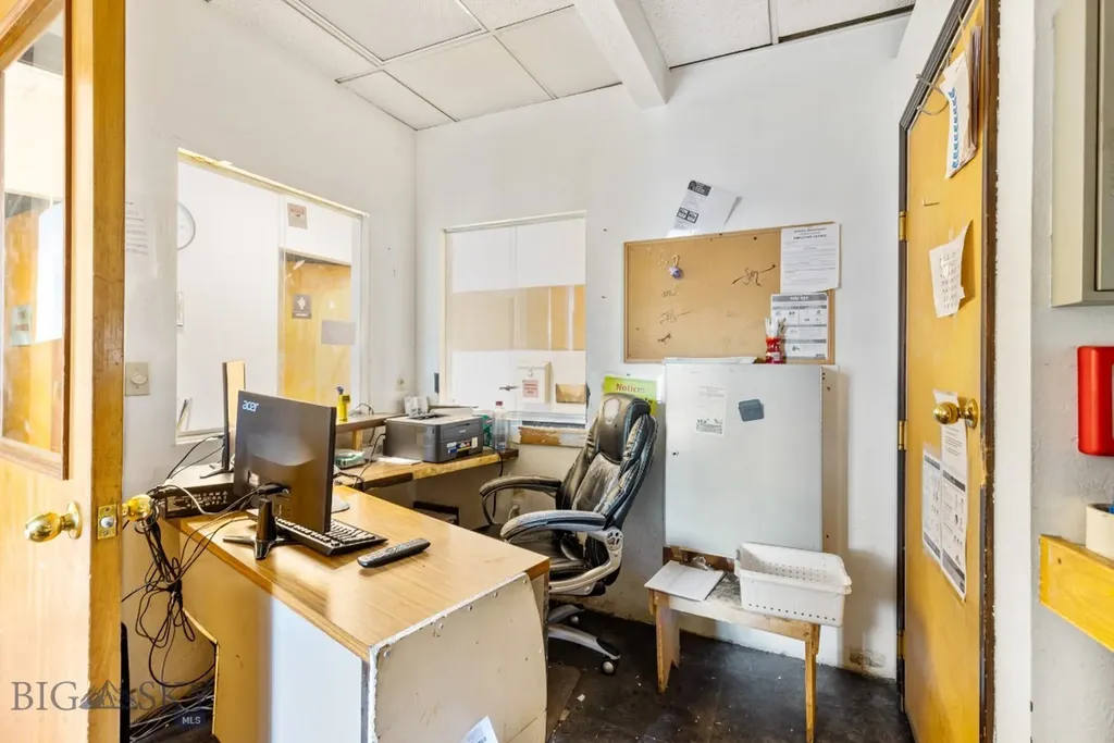 68 W Broadway Street W Butte MT 59701