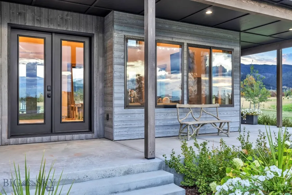 58 Waylon Way Bozeman MT 59718