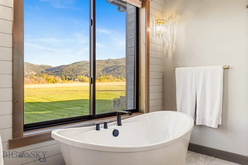 58 Waylon Way Bozeman MT 59718