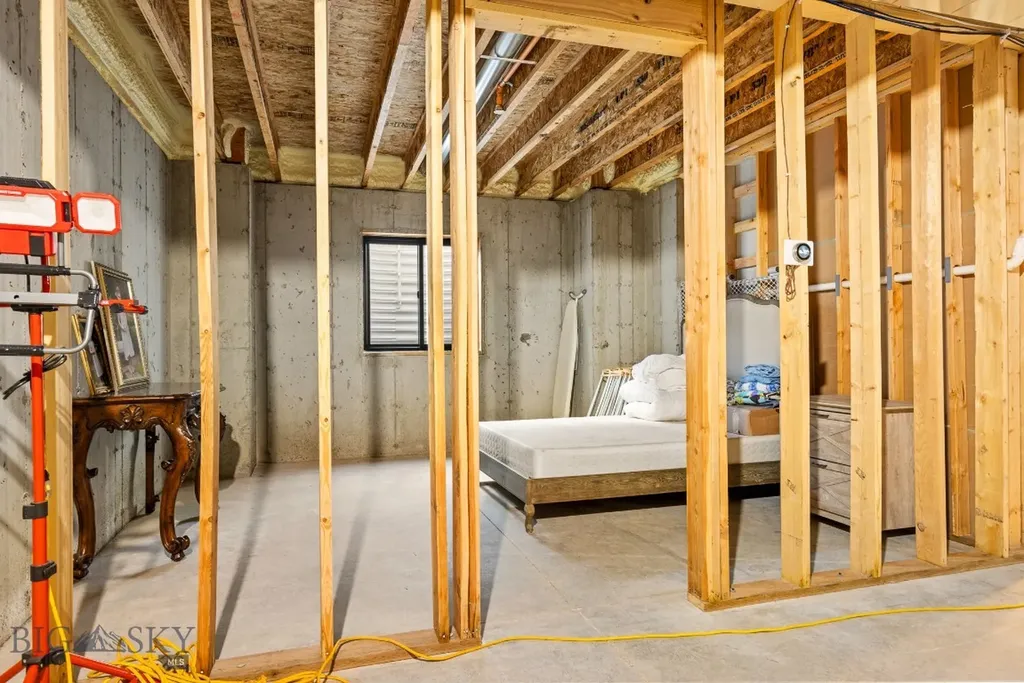 58 Waylon Way Bozeman MT 59718
