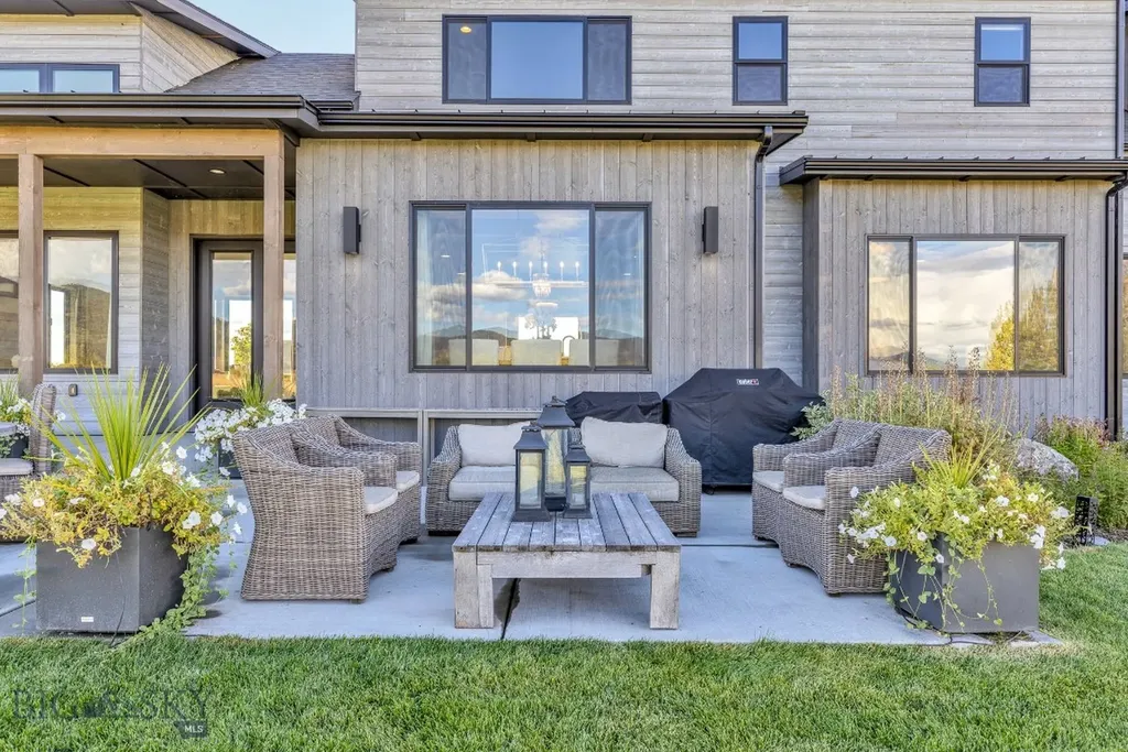 58 Waylon Way Bozeman MT 59718