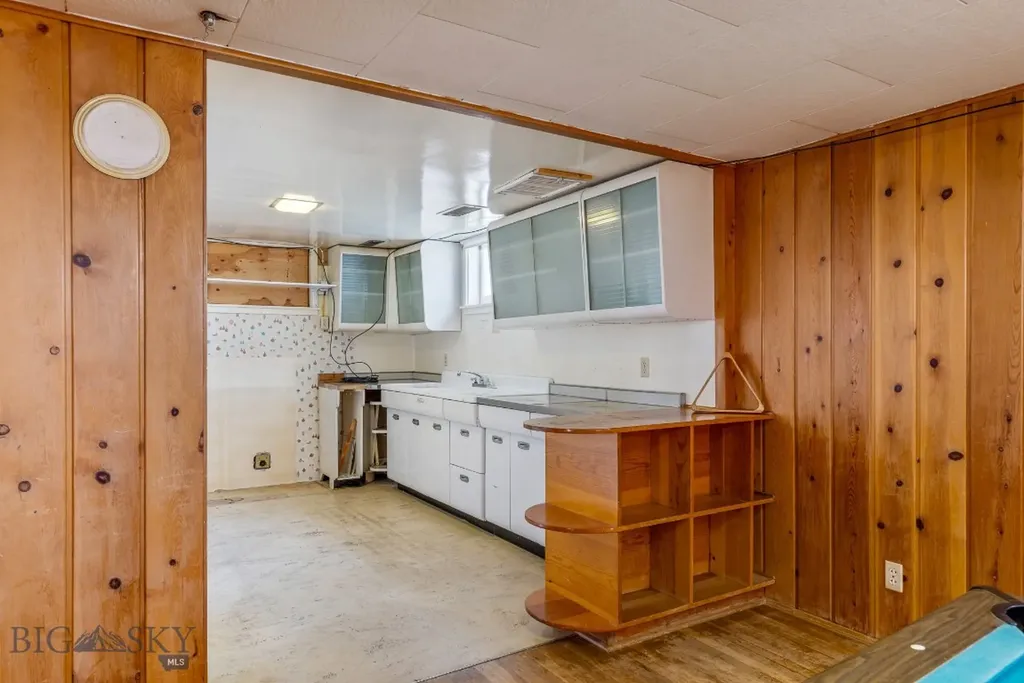 610 W Front Street Livingston MT 59047