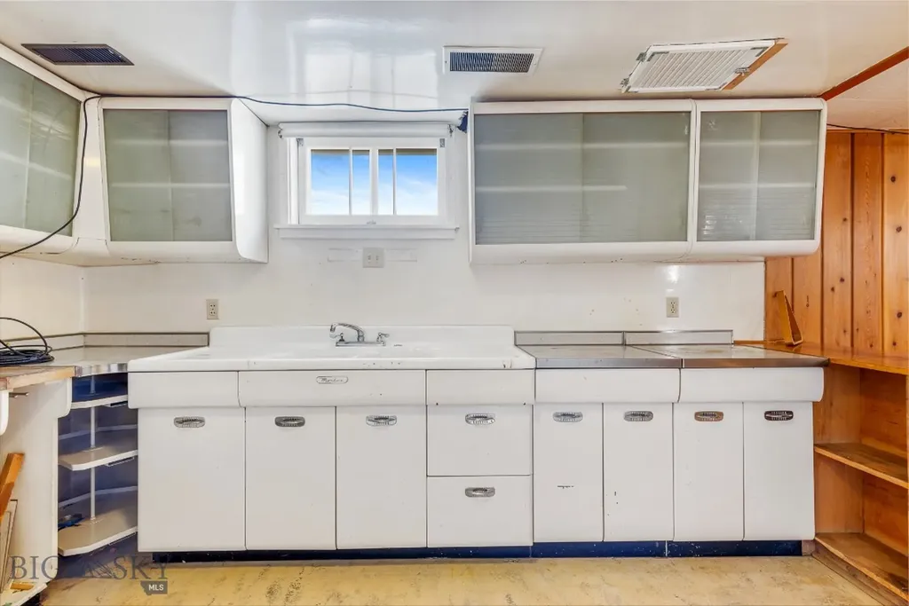 610 W Front Street Livingston MT 59047