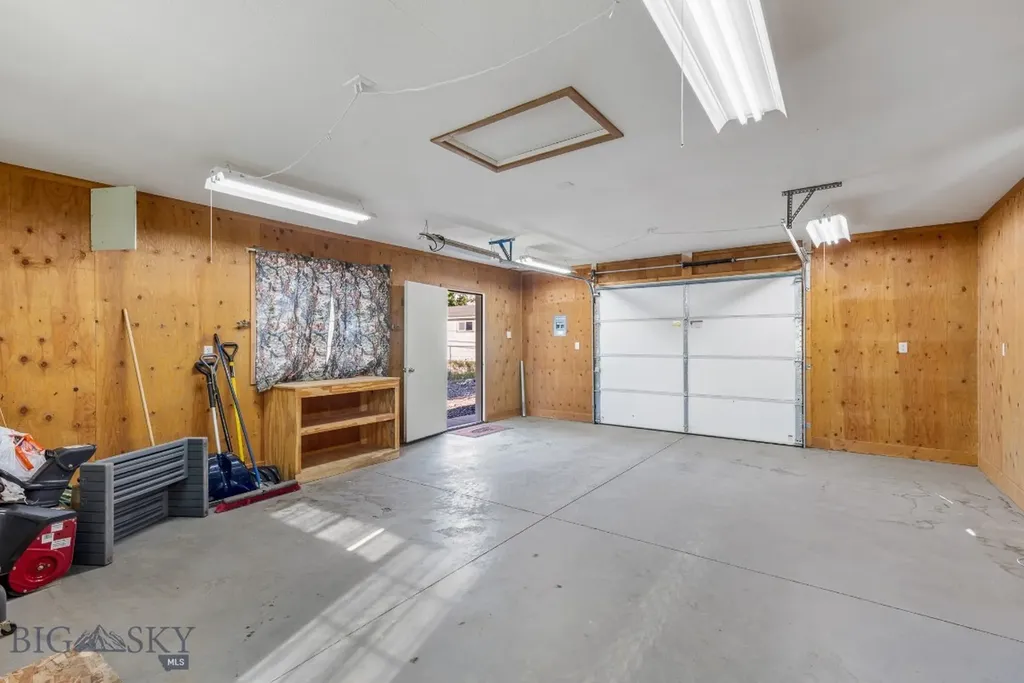 610 W Front Street Livingston MT 59047