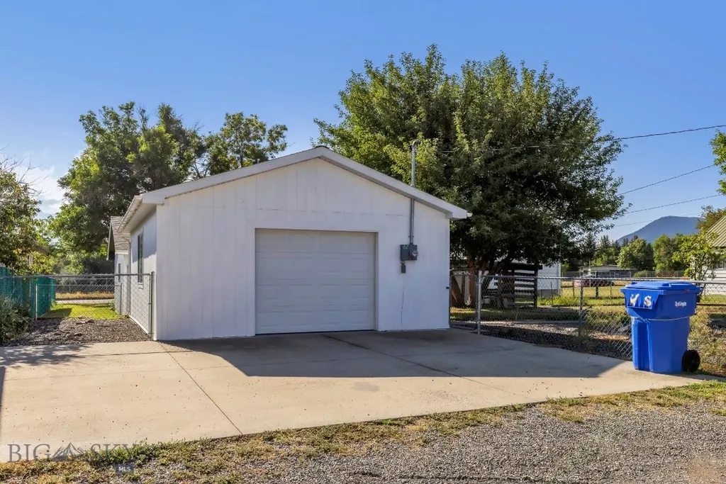 610 W Front Street Livingston MT 59047