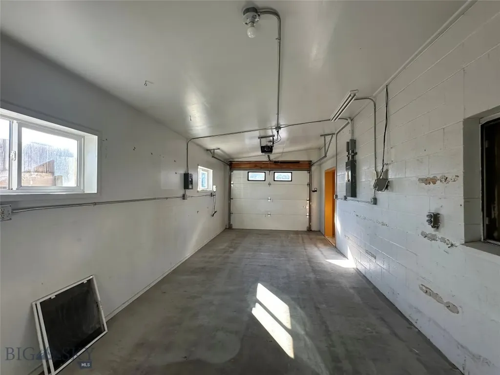 202 E Main Street White Sulphur Springs MT 59645