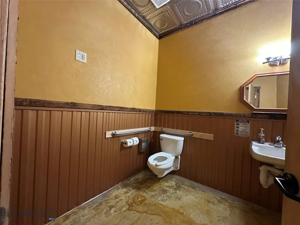 202 E Main Street White Sulphur Springs MT 59645