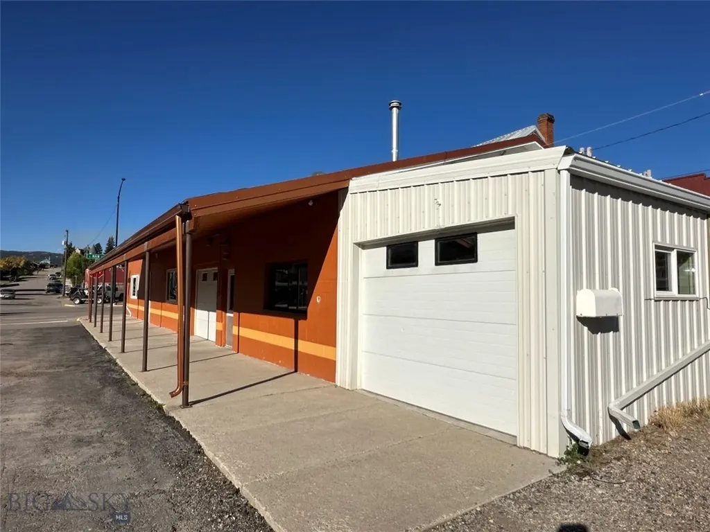 202 E Main Street White Sulphur Springs MT 59645