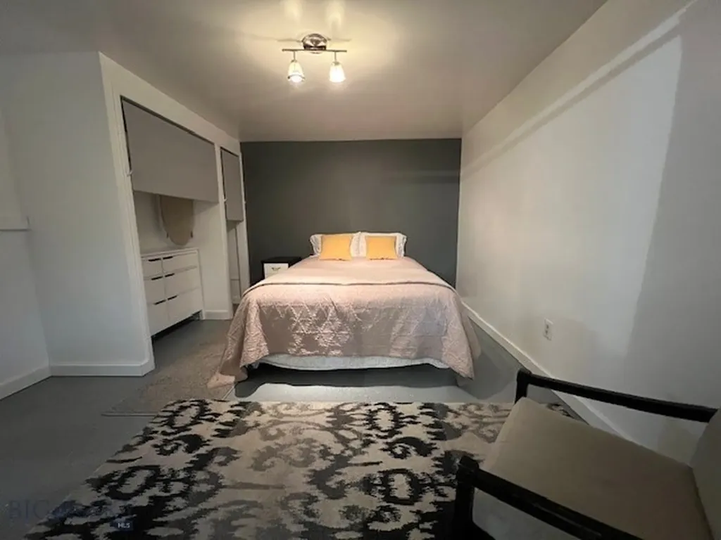 1103 S Pinecrest Bozeman MT 59715