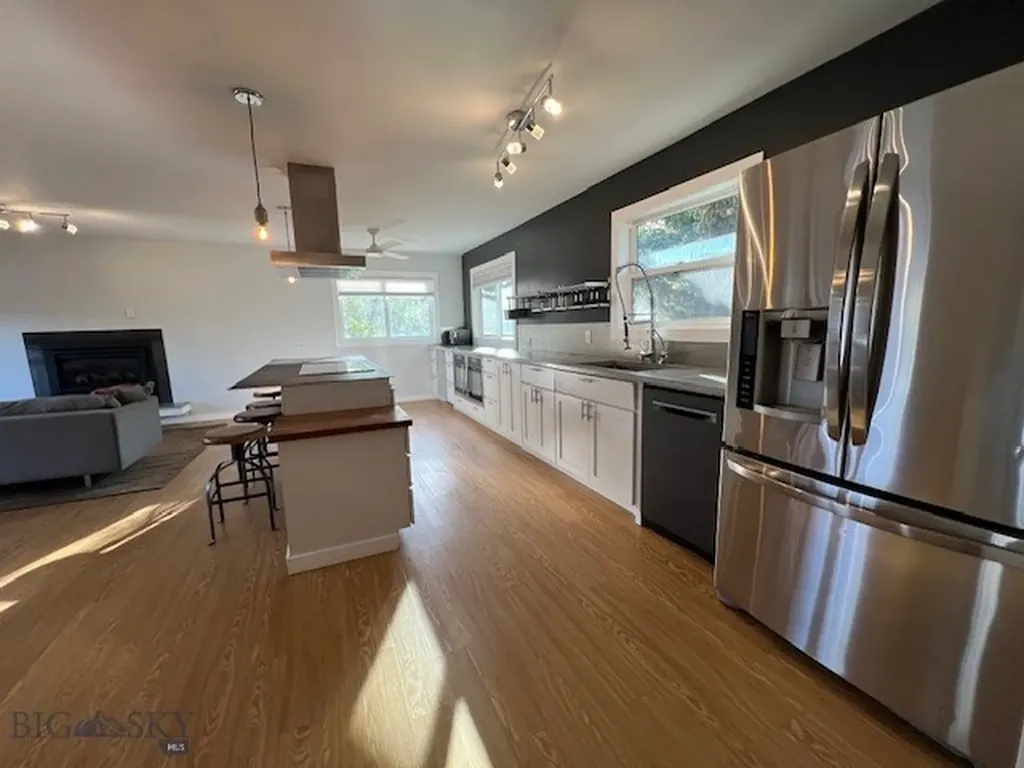 1103 S Pinecrest Bozeman MT 59715