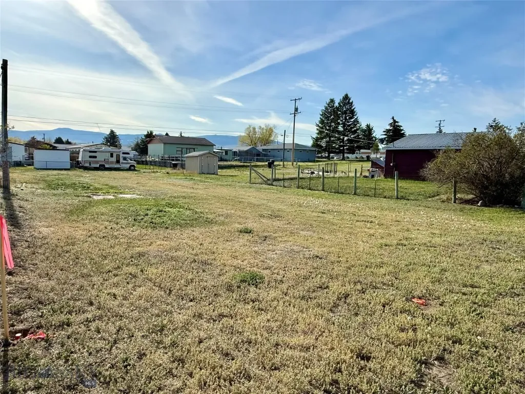 1003 Oregon Street Deer Lodge MT 59722
