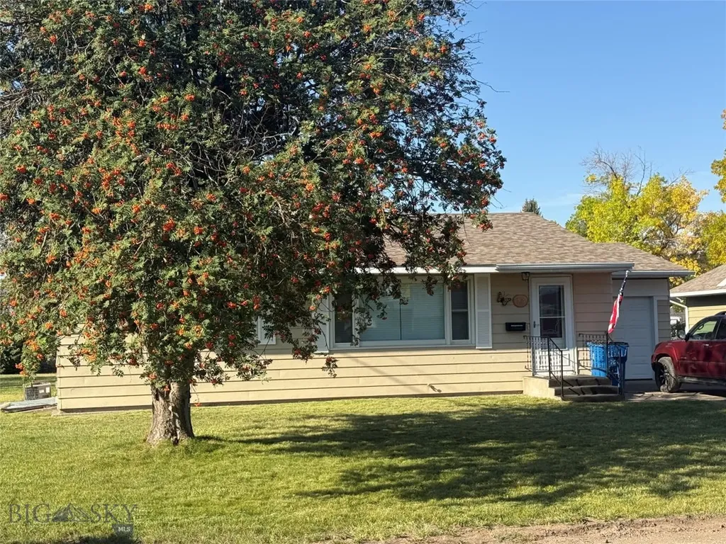 704 Hooper Big Timber MT 59011