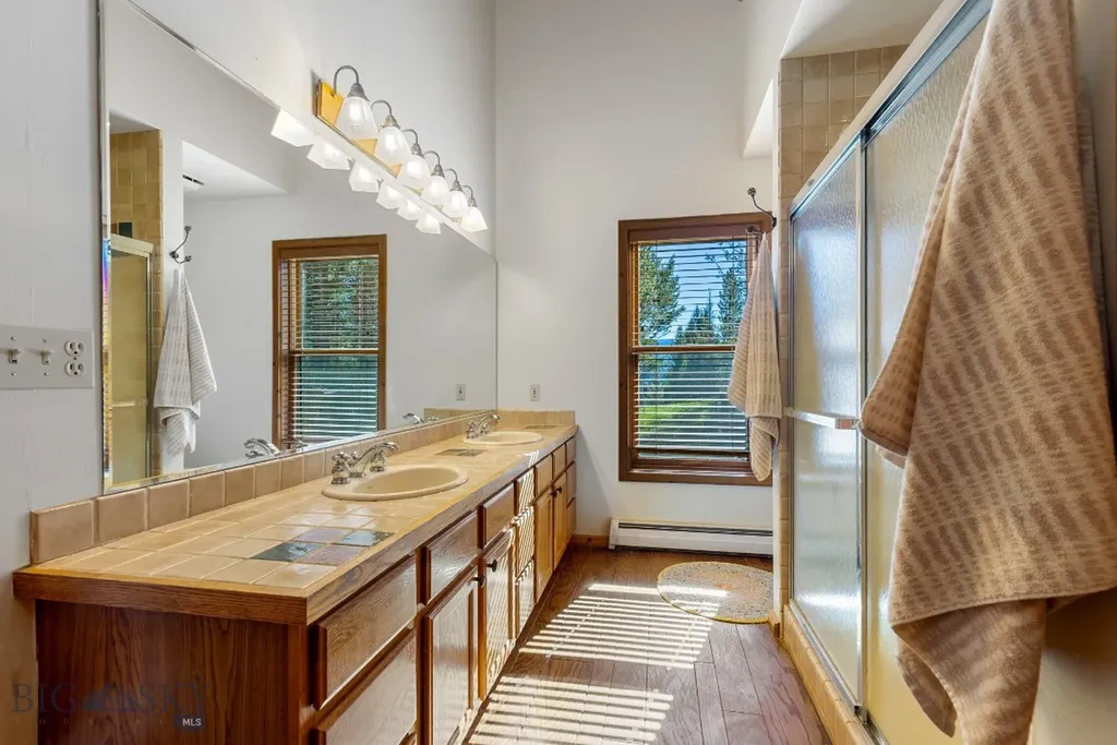 330 Stellar Jay Way Gallatin Gateway MT 59730