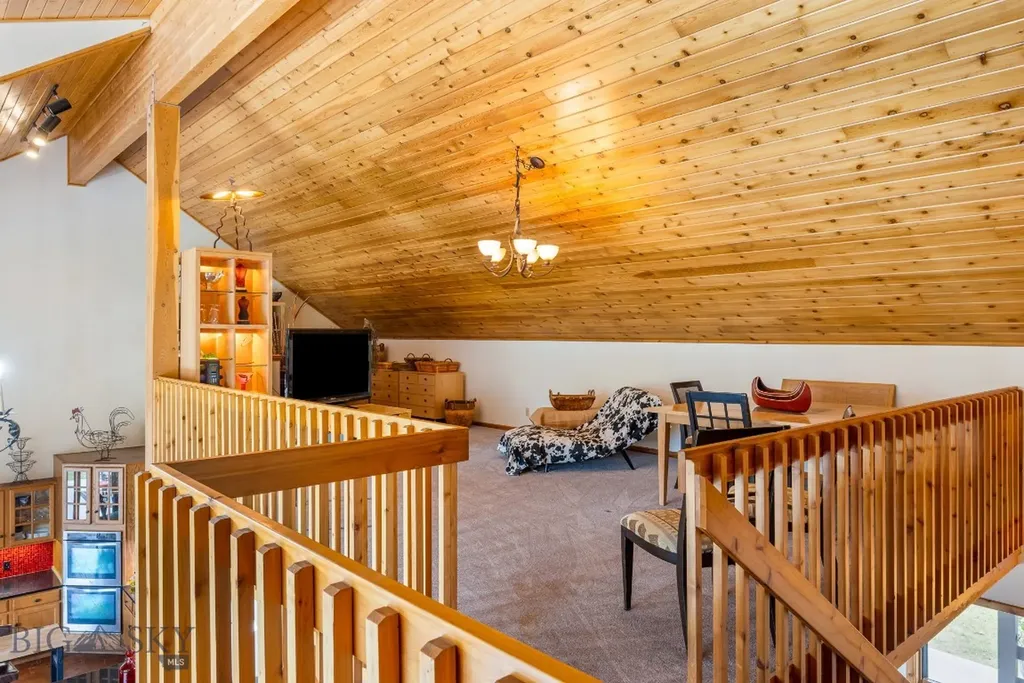 330 Stellar Jay Way Gallatin Gateway MT 59730