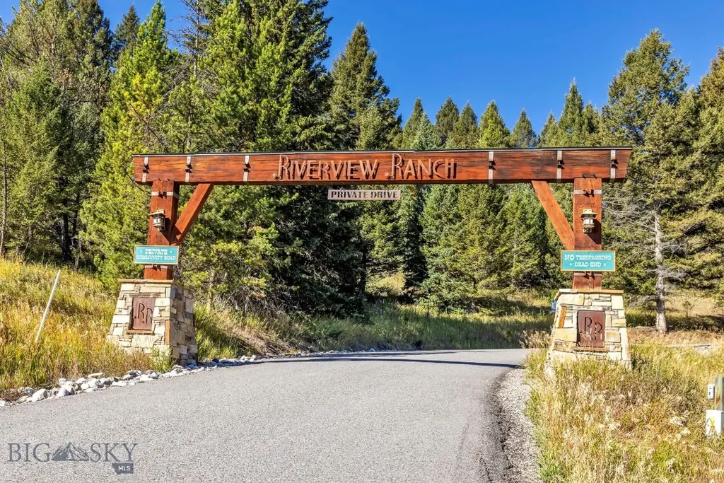 330 Stellar Jay Way Gallatin Gateway MT 59730