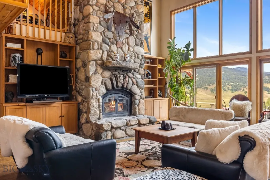 330 Stellar Jay Way Gallatin Gateway MT 59730