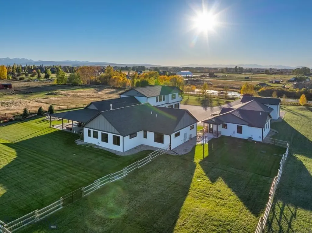 2030 And 2032 Love Lane Bozeman MT 59718