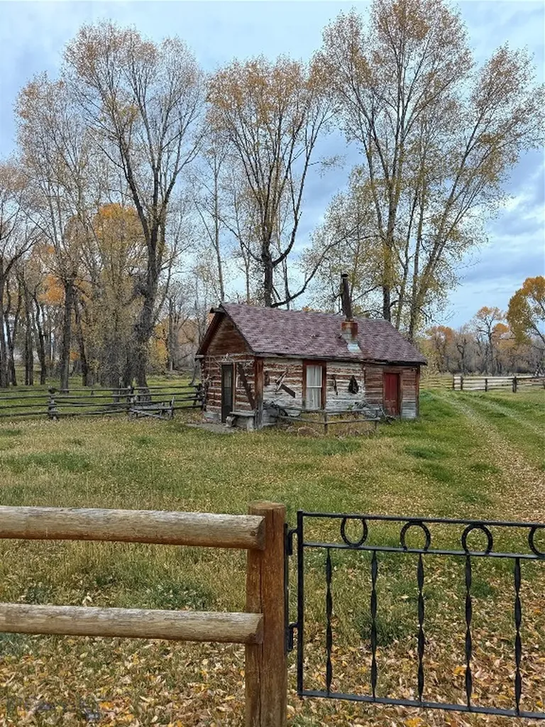 Dillon MT 59725