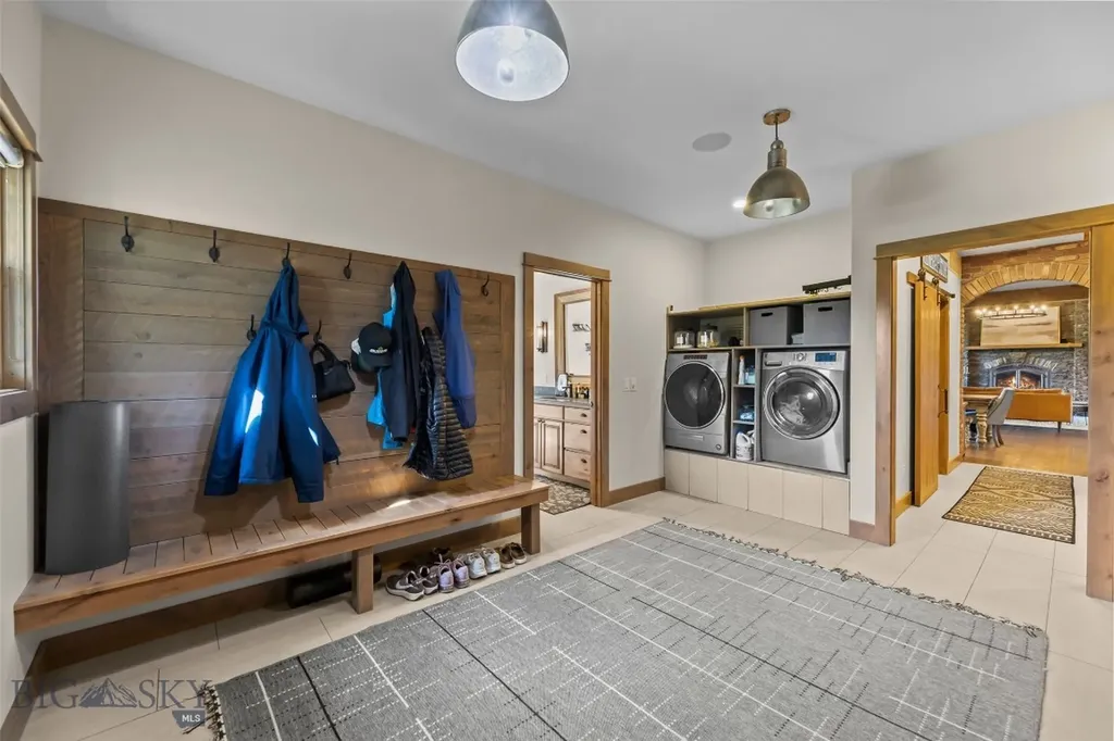 32 Pleasant View Drive Bozeman MT 59718