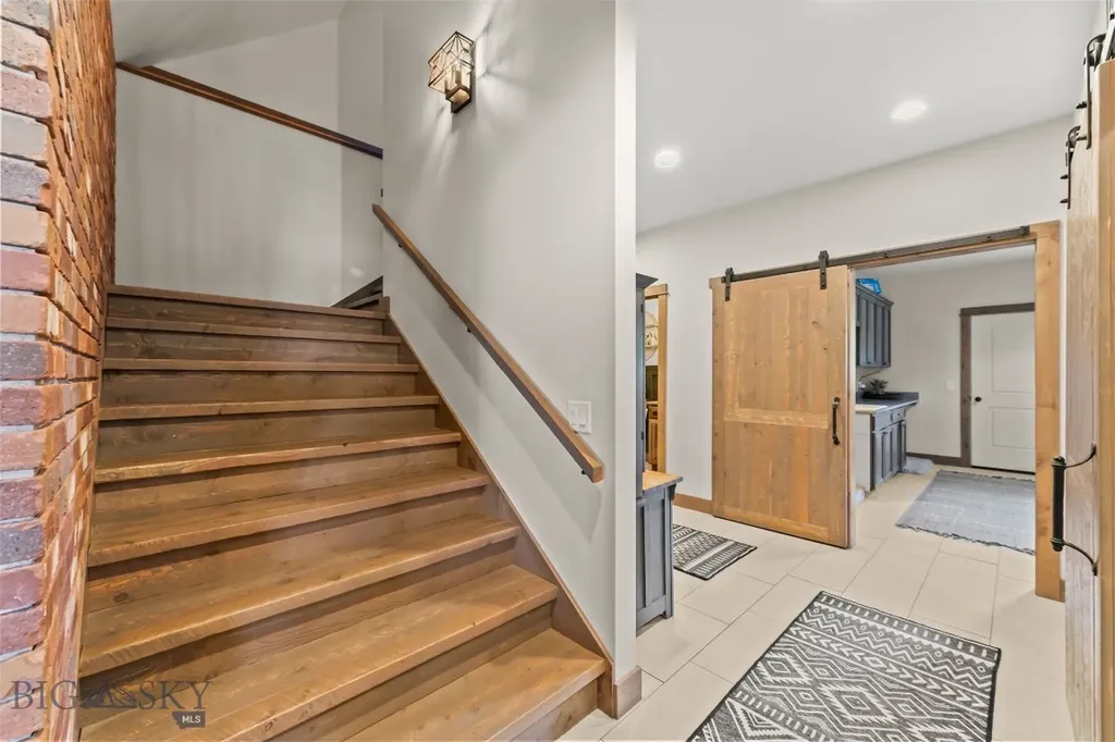 32 Pleasant View Drive Bozeman MT 59718