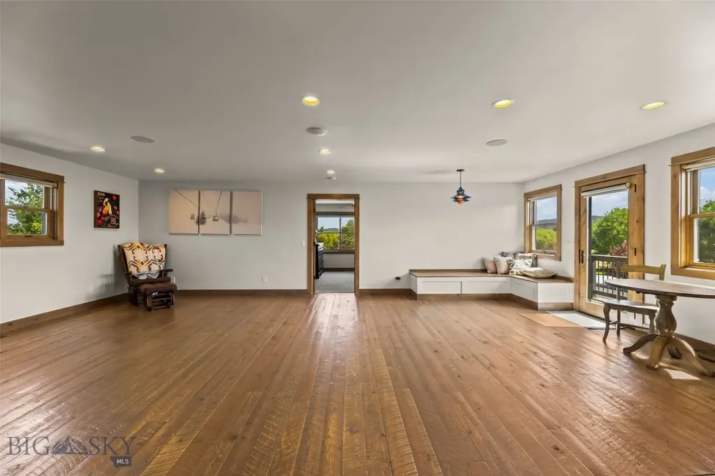 32 Pleasant View Drive Bozeman MT 59718
