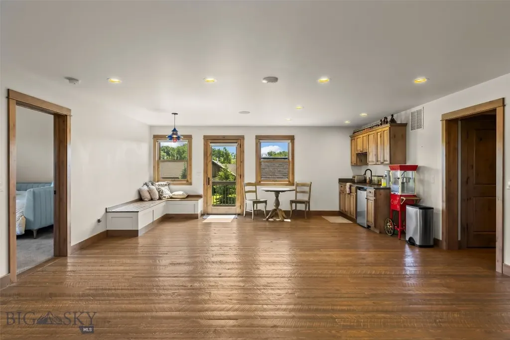 32 Pleasant View Drive Bozeman MT 59718