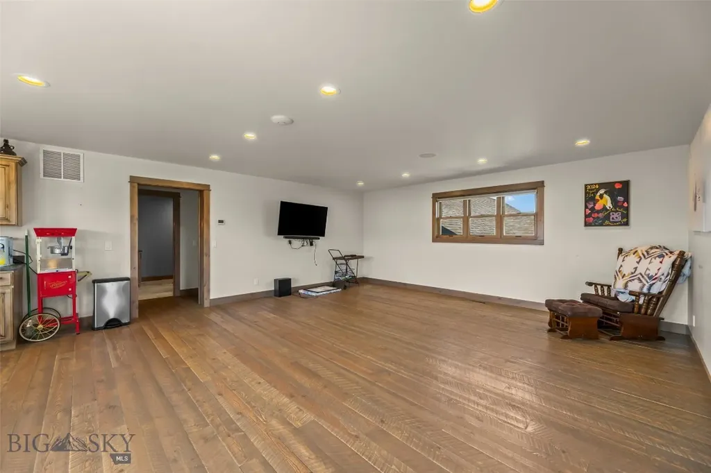 32 Pleasant View Drive Bozeman MT 59718