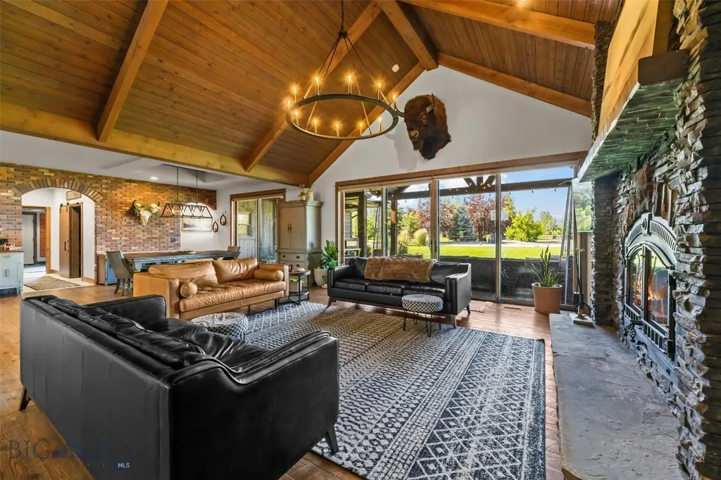 32 Pleasant View Drive Bozeman MT 59718