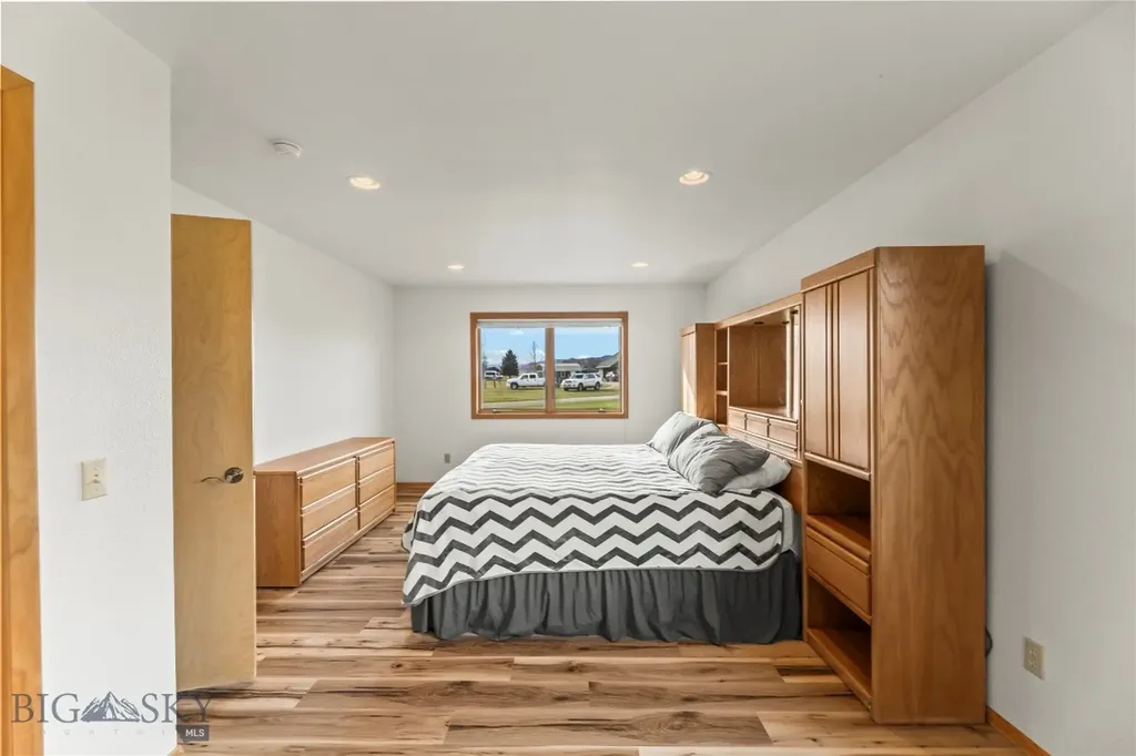 5 Ginger Quill Court Mcallister MT 59740