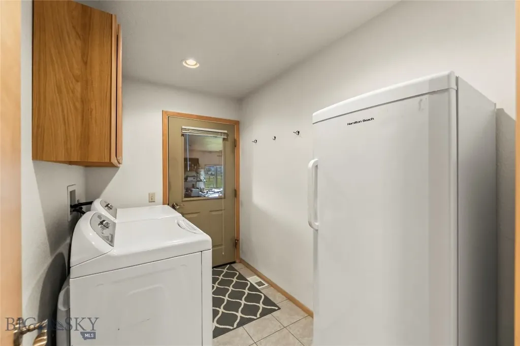 5 Ginger Quill Court Mcallister MT 59740