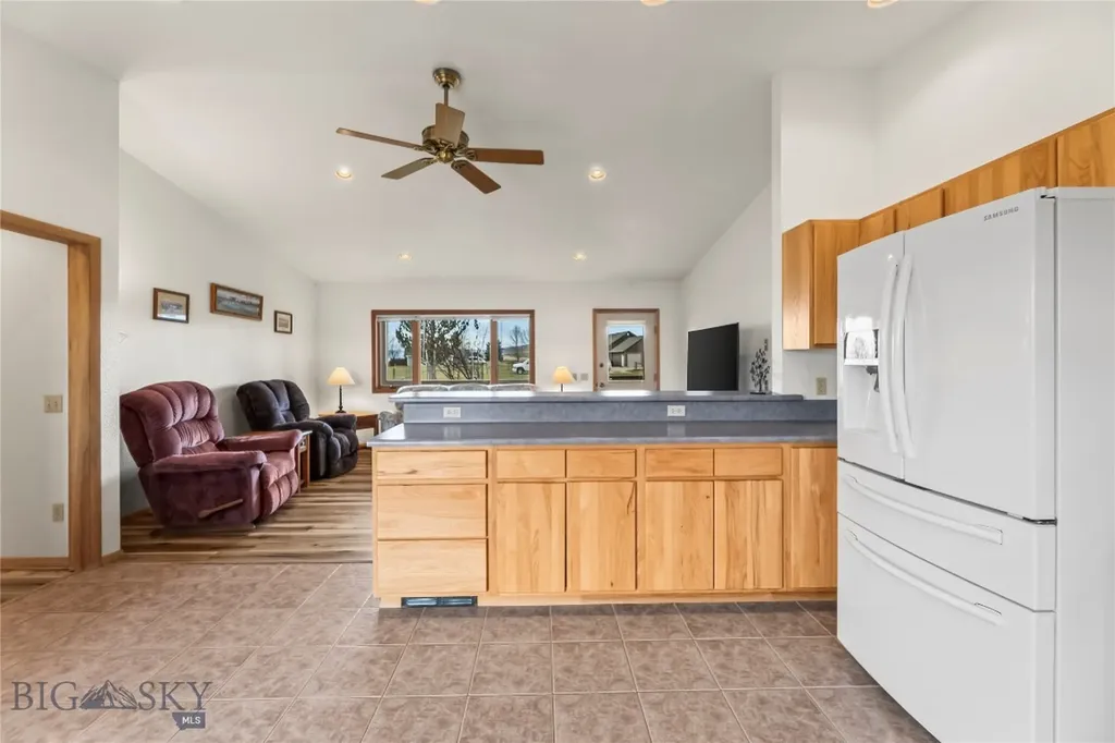 5 Ginger Quill Court Mcallister MT 59740