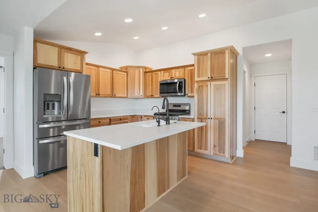 36 W Overland Trail Three Forks MT 59752