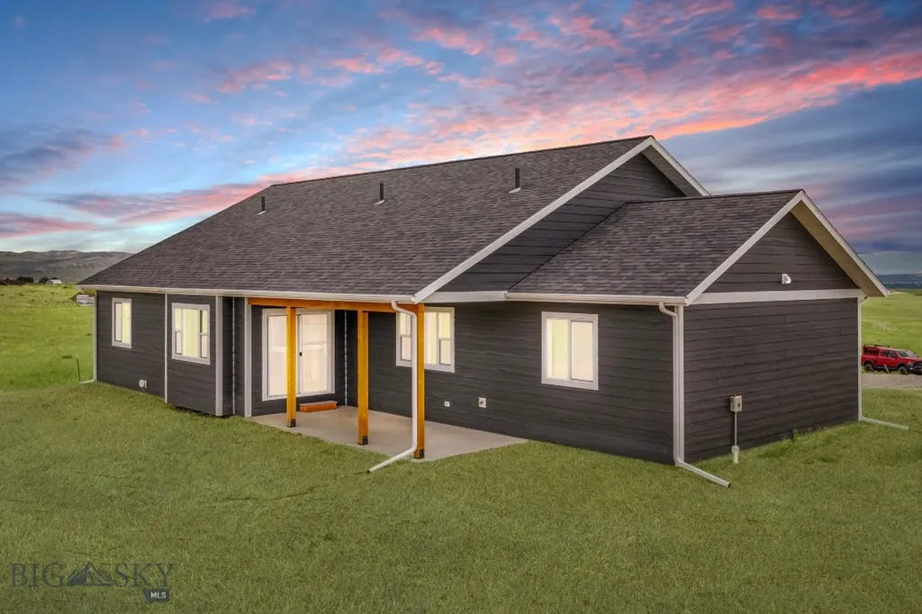 36 W Overland Trail Three Forks MT 59752