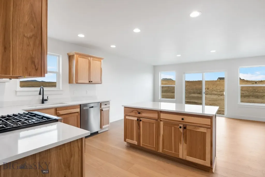 18 W Overland Trail Three Forks MT 59752