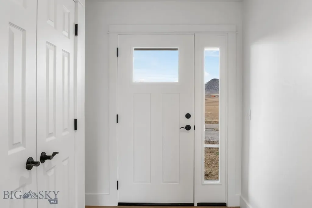 18 W Overland Trail Three Forks MT 59752