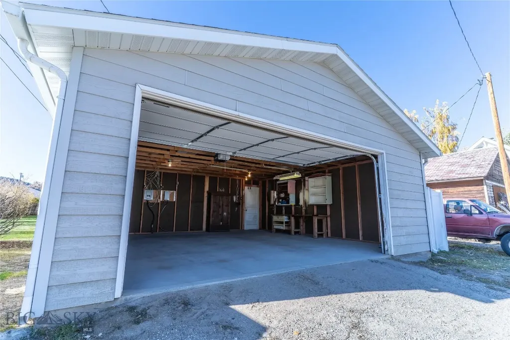 411 Pine Street Anaconda MT 59711